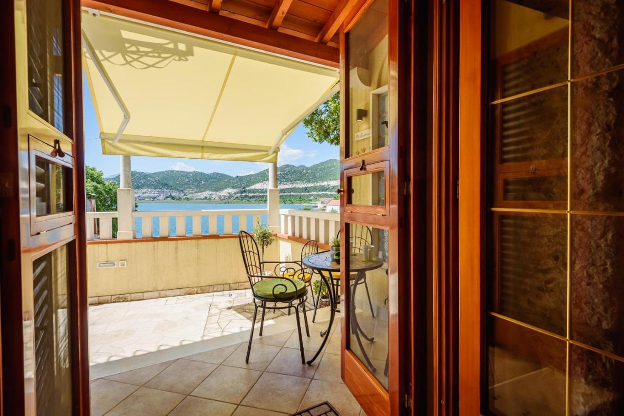 Apartment Jadranka With Sea View In Rogotin Esterno foto