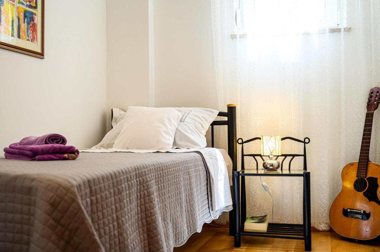 Apartment Jadranka With Sea View In Rogotin Esterno foto